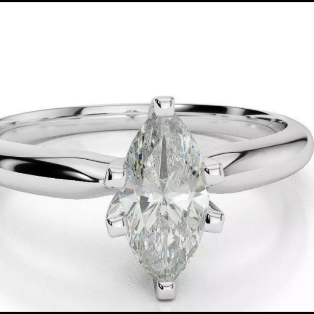 1ctw Diamond Marquise genuine diamond set in 14 k